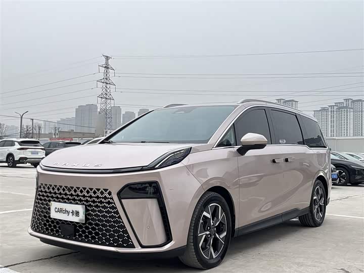 Maxus G70 2024 2024款 2.0T 自动旗舰版 7座