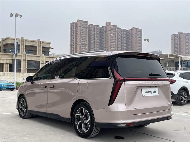 Maxus G70 2024 2024款 2.0T 自动旗舰版 7座
