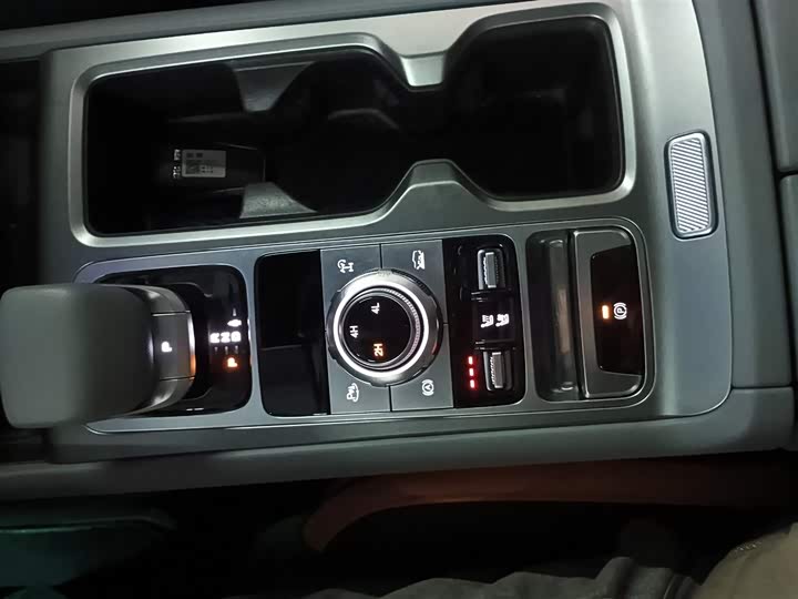 BAIC Beijing BJ40 2024 2024款 2.0T 全新城市猎人版 侠客型