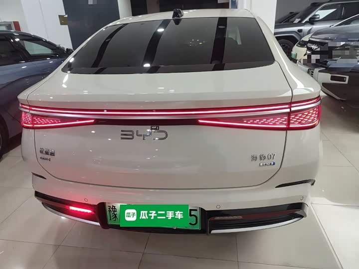 BYD Seal 07 DM-i Hybrid 2025 2025款 智驾版 DM-i 1.5T 125km 旗舰型
