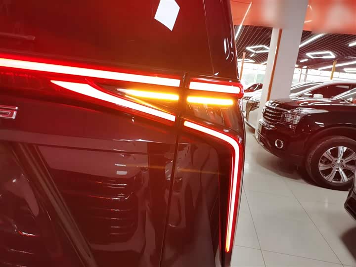 Maxus G90 2023 2023款 2.0T 星云七座版