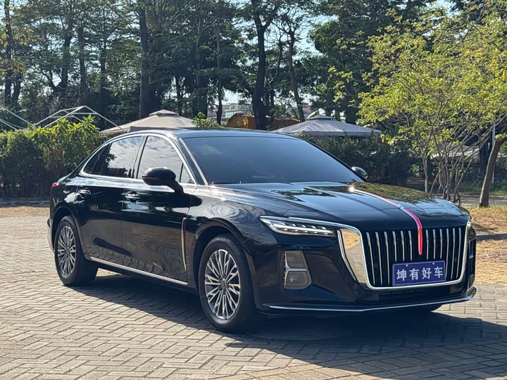 2025 Hongqi H5