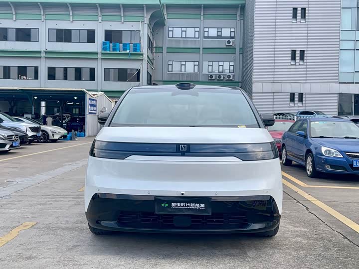 Zeekr Mix 2025 2025款 长续航智驾版