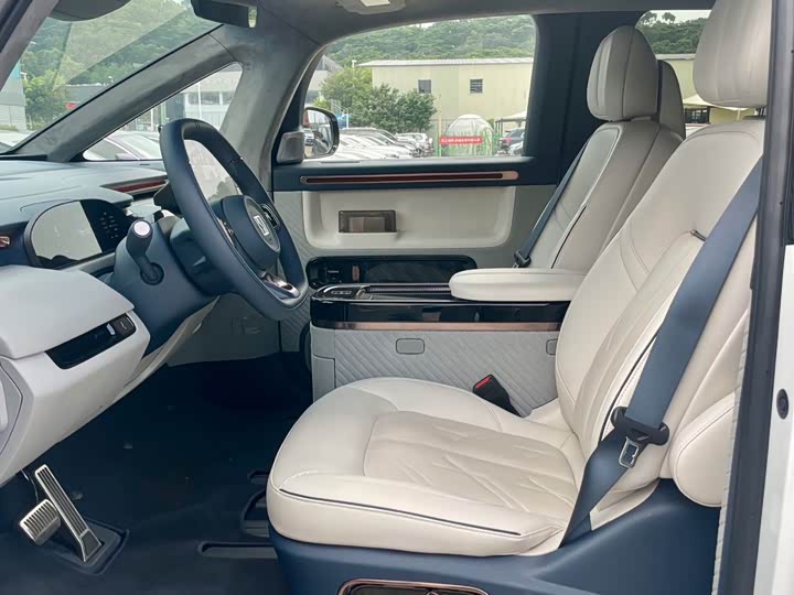 Zeekr Mix 2025 2025款 长续航智驾版