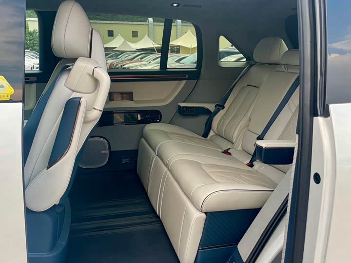 Zeekr Mix 2025 2025款 长续航智驾版