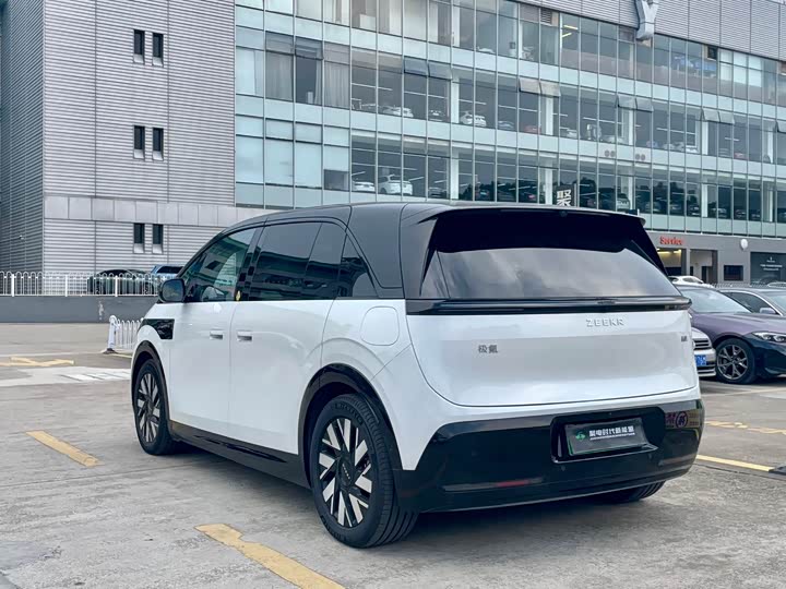 Zeekr Mix 2025 2025款 长续航智驾版