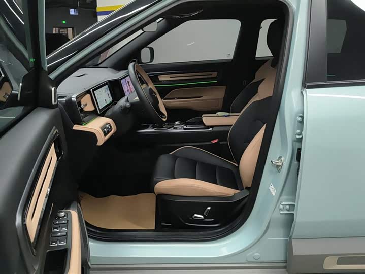 Geely Icon 2023 2023款 1.5TD 巧克力醇巧版