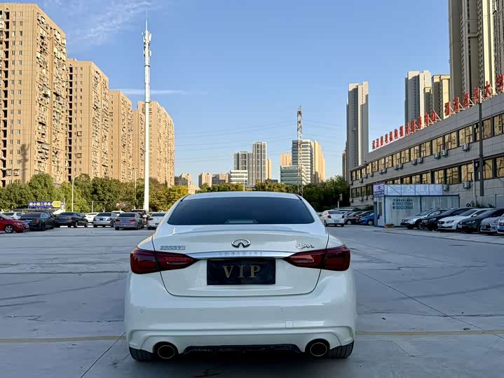 Infiniti Q50L 2022 2022款 2.0T 舒适版