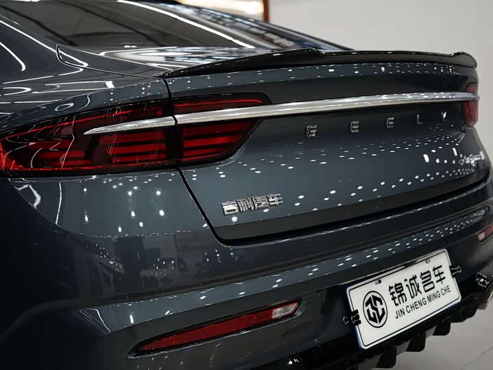 Geely Preface 2025 2025款 东方曜 1.5TD 昆仑版