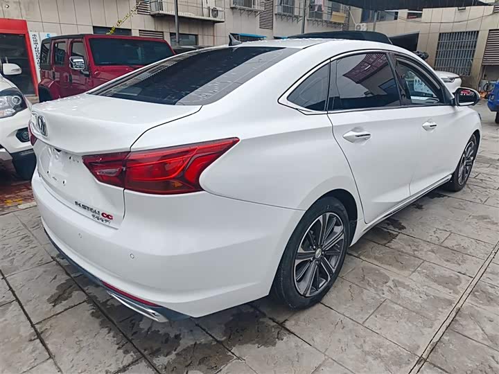 Changan Raeton CC 2022 2022款 蓝鲸版 1.5T DCT豪华型