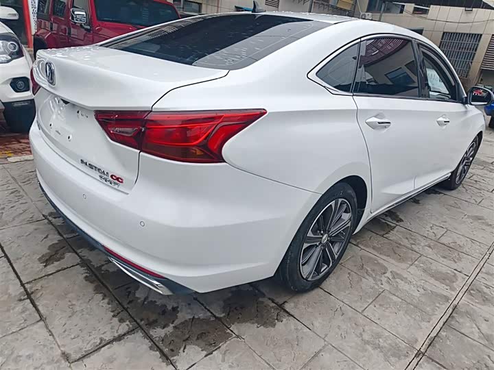 Changan Raeton CC 2022 2022款 蓝鲸版 1.5T DCT豪华型