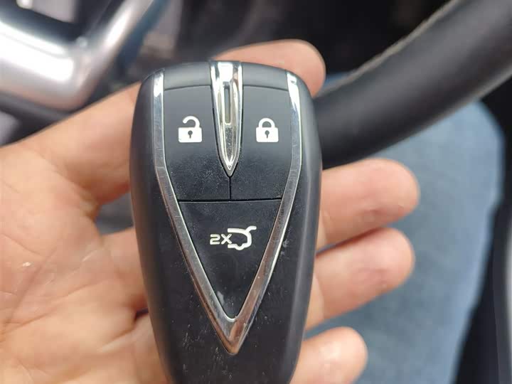 Changan Raeton CC 2022 2022款 蓝鲸版 1.5T DCT豪华型