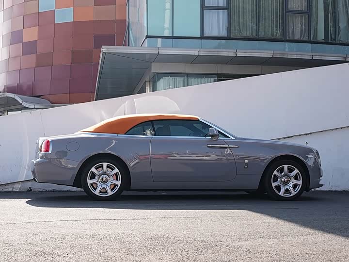 Rolls-Royce Dawn 2018 2018款 6.6T 标准型