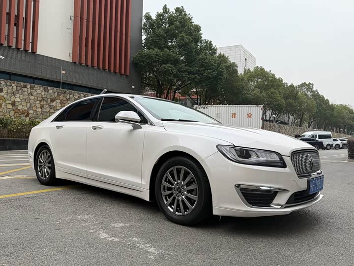 Lincoln MKZ 2020 2020款 2.0T MONO限量尊雅版 MONO WHITE