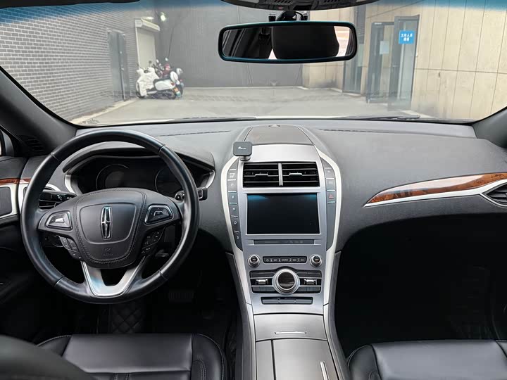 Lincoln MKZ 2020 2020款 2.0T MONO限量尊雅版 MONO WHITE