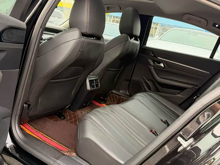 Peugeot 508 2021 2021款 508L 400THP PureTech 驾控版