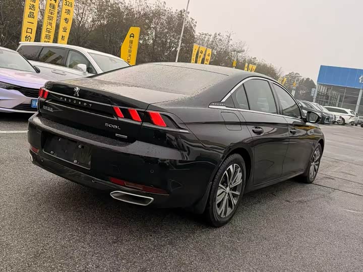 Peugeot 508 2021 2021款 508L 400THP PureTech 驾控版