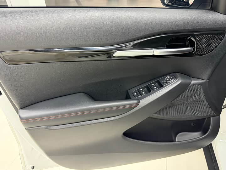 Kia KX3 2021 2021款 1.5L CVT全能版