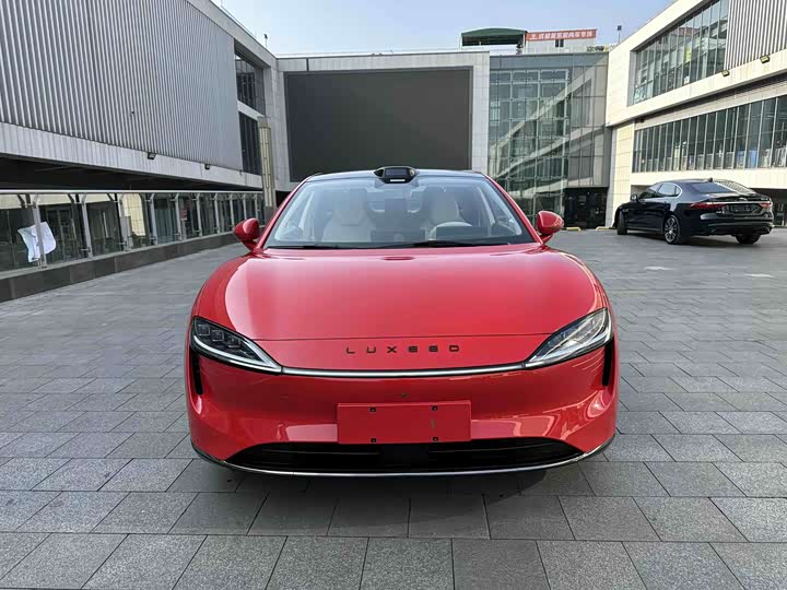 2025 Luxeed S7