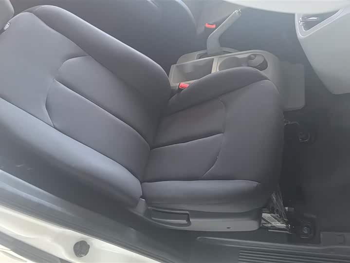 JAC Refine M3 2019 2019款 PLUS 创客版 1.8L 豪华型