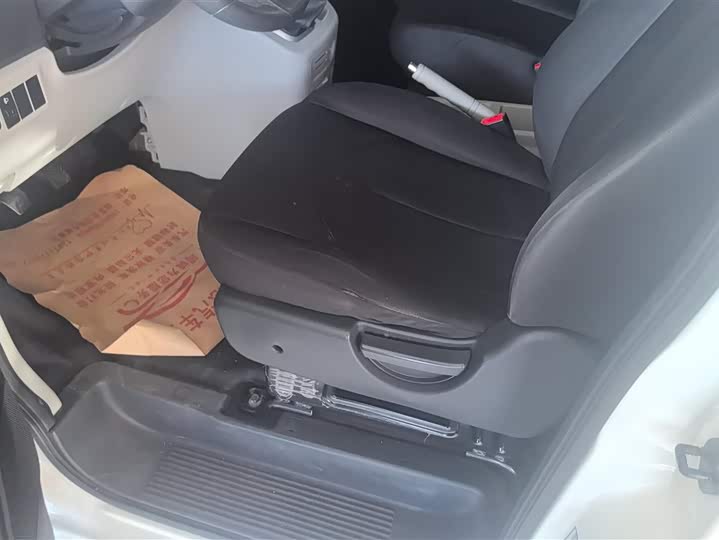 JAC Refine M3 2019 2019款 PLUS 创客版 1.8L 豪华型