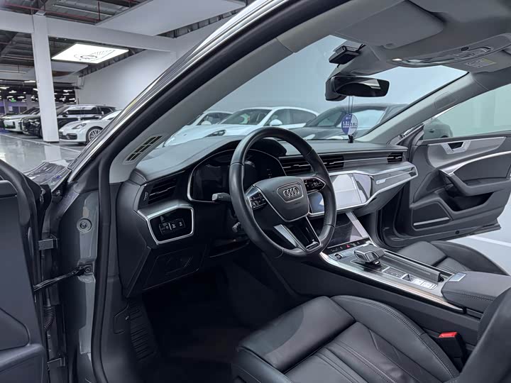 Audi A7 2024 2024款 45 TFSI 臻选型