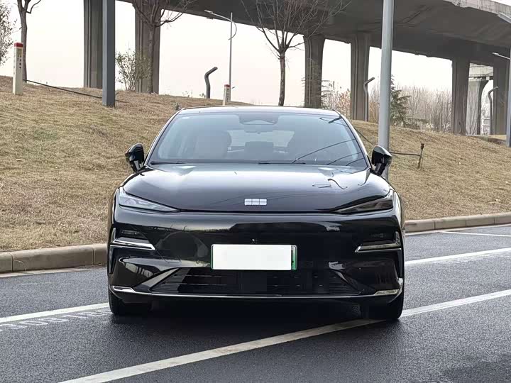 Geely Galaxy Starshine 8 EM-i 2025 2025款 130km EM-i 尊贵版