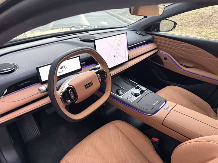 Geely Galaxy Starshine 8 EM-i 2025 2025款 130km EM-i 尊贵版