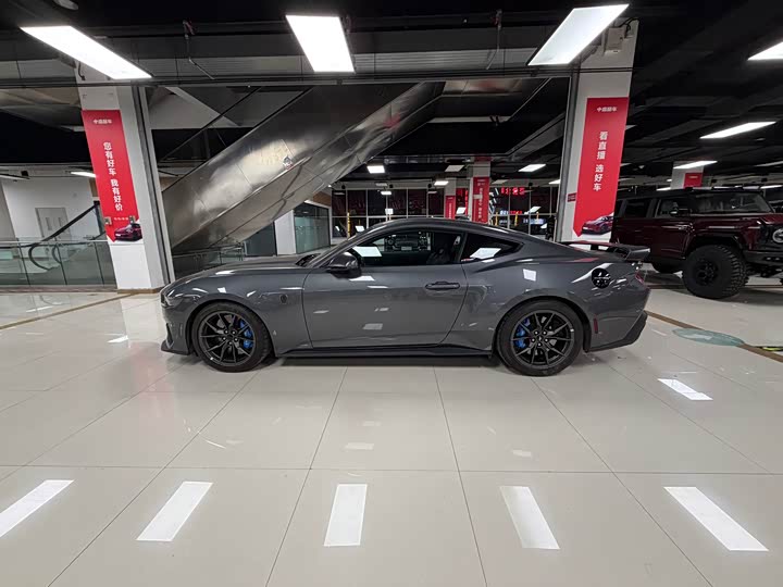 Ford Mustang 2024 2024款 5.0L V8 Dark Horse