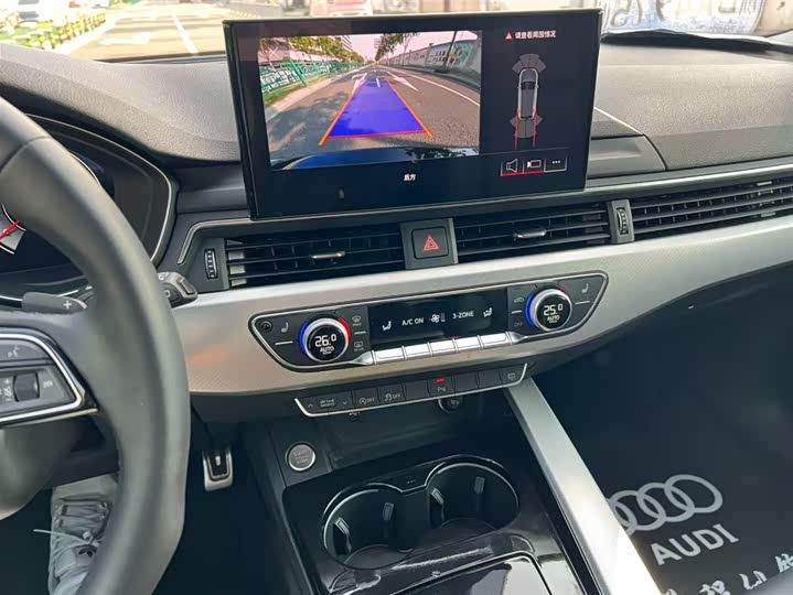 Audi A4 2021 2021款 Avant 先锋派 40 TFSI 时尚动感型