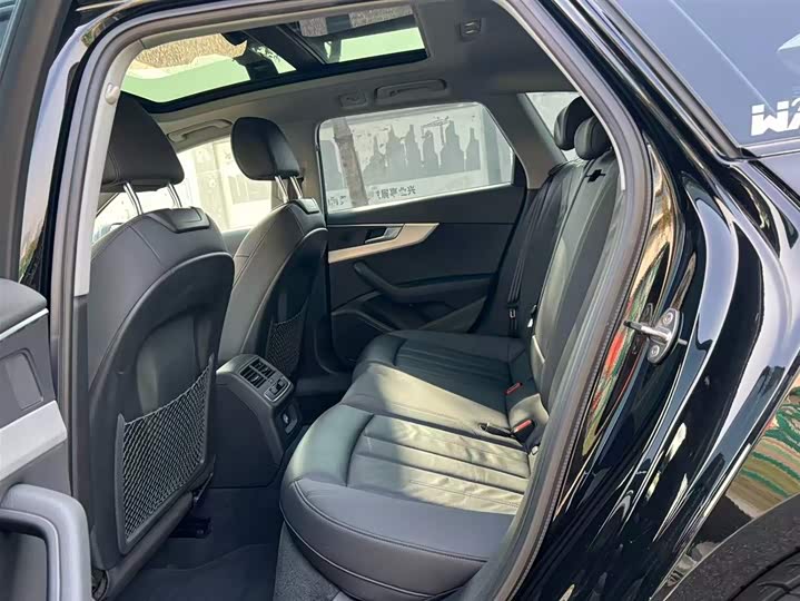 Audi A4 2021 2021款 Avant 先锋派 40 TFSI 时尚动感型