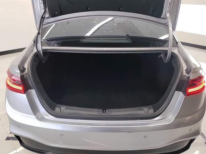 Geely Geometry A 2021 2021款 Pro 臻享高能续航版 600KM A600立方版