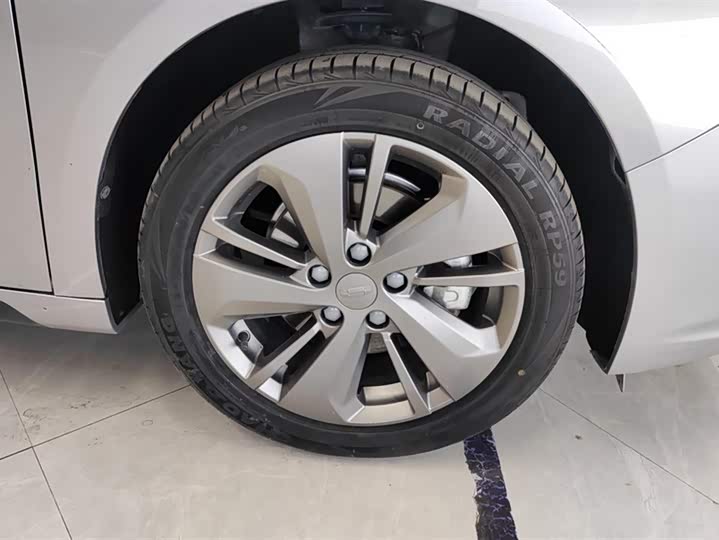 Geely Geometry A 2021 2021款 Pro 臻享高能续航版 600KM A600立方版