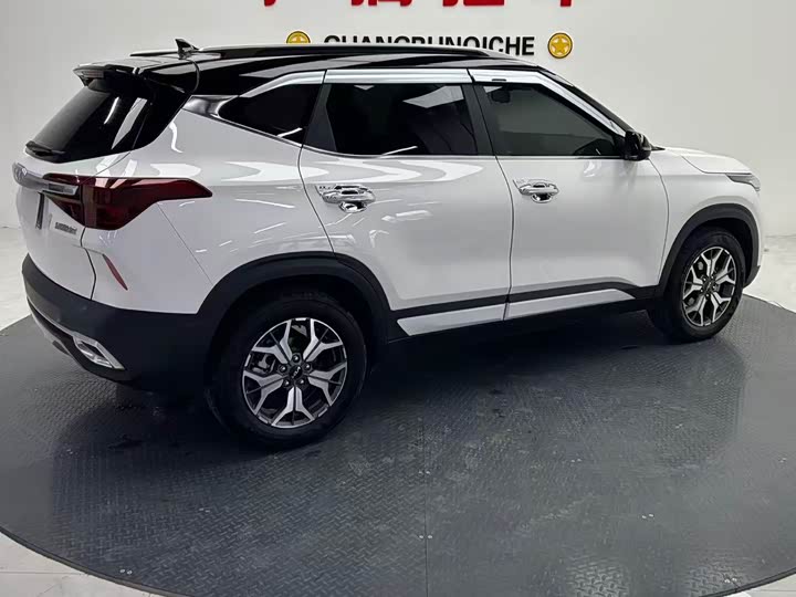 2021 Kia KX3