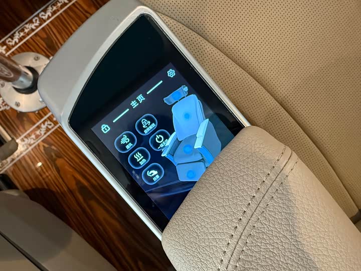 Mercedes-Benz V-Class 2022 2022款 V 260 领航版