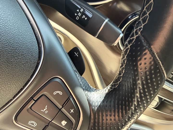 Mercedes-Benz V-Class 2022 2022款 V 260 领航版