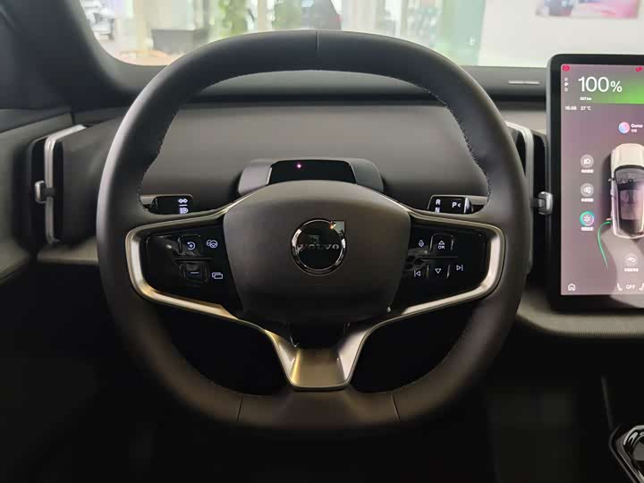 Volvo EX30 2026 2026款 CrossCountry 双电机四驱高性能版Ultra