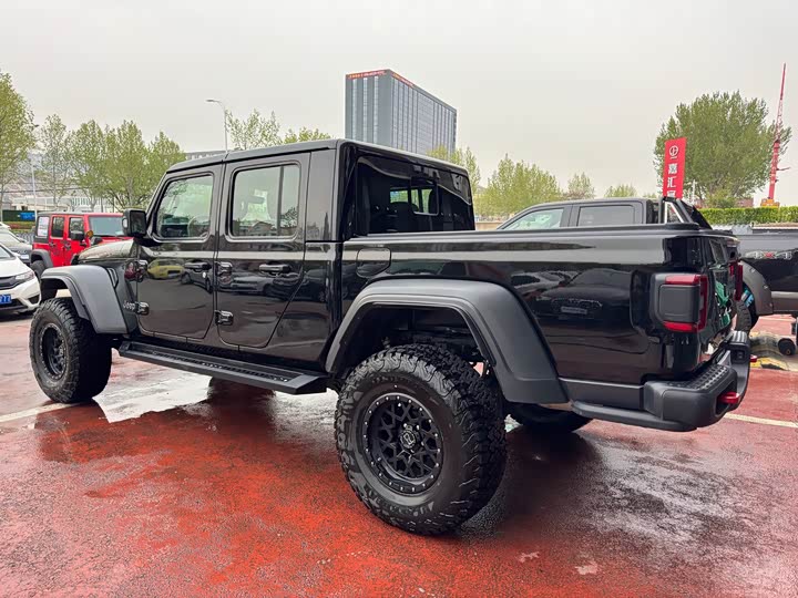 Jeep Gladiator 2022 2022款 3.6L 先行版