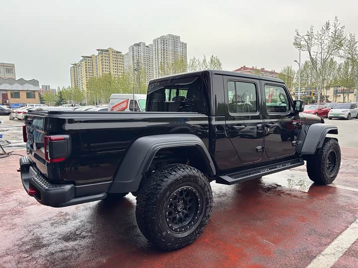 Jeep Gladiator 2022 2022款 3.6L 先行版