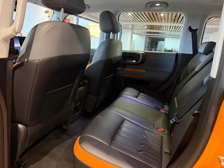 BAIC Beijing BJ40 2024 2024款 2.0T 全新城市猎人版 至尊型