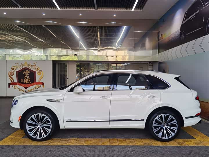Bentley Bentayga 2022 2022款 4.0T V8