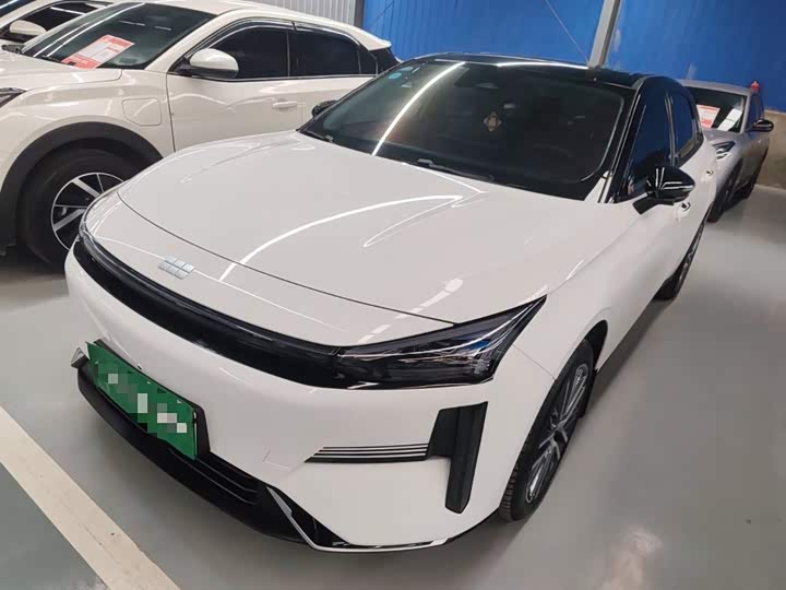 Geely Galaxy L6 2025 2025款 EM-i 140km 探索+版