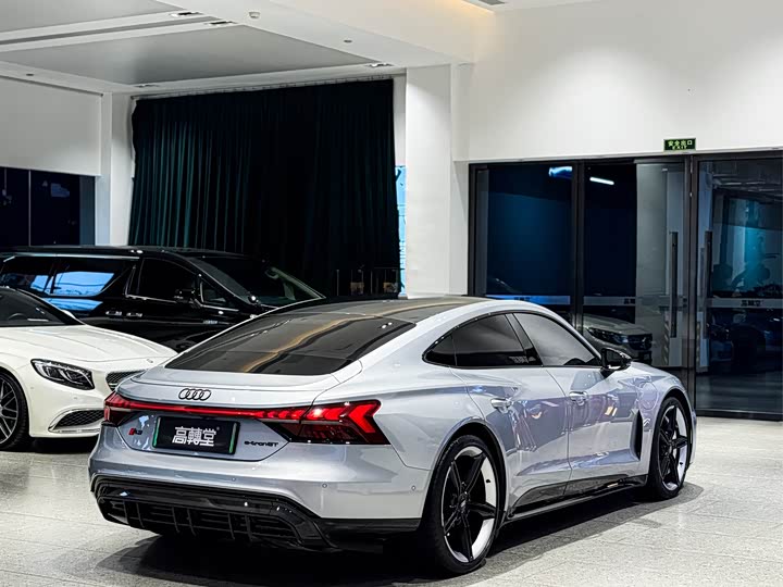 Audi RS e-tron GT 2023 2023款 基本型