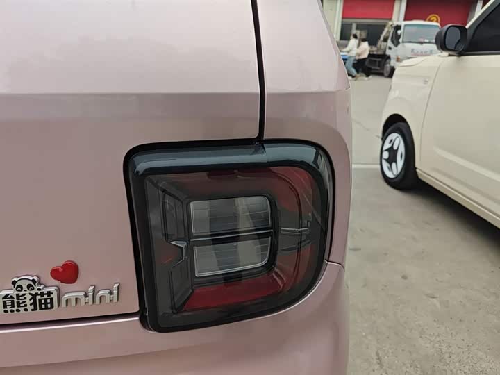 Geely Galaxy Panda Mini 2025 2025款 熊猫mini 210km 元气熊