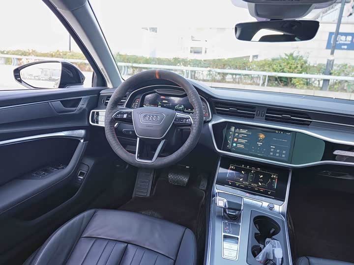 Audi A6 2022 2022款 allroad quattro 探索家 55 TFSI 尊享越野型