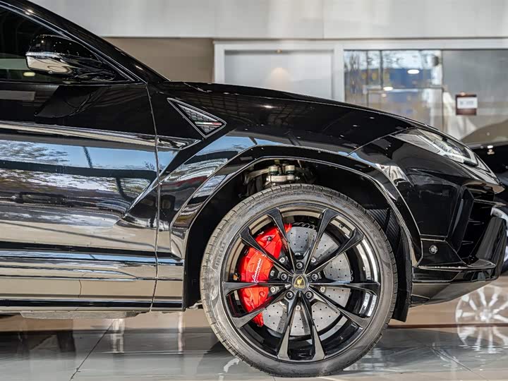 2023 Lamborghini Urus