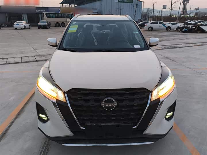 Nissan Kicks 2023 2023款 劲情版 1.5L 应有「劲」有 时尚版