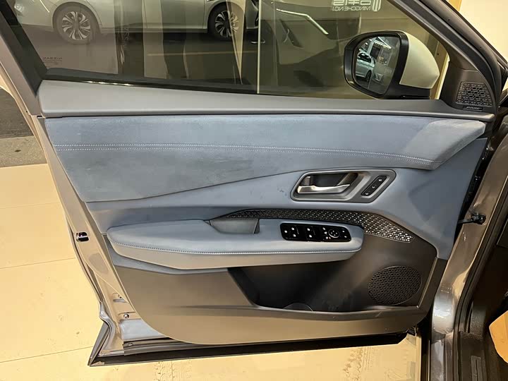 Nissan Ariya EV 2022 2022款 四驱高性能顶配版