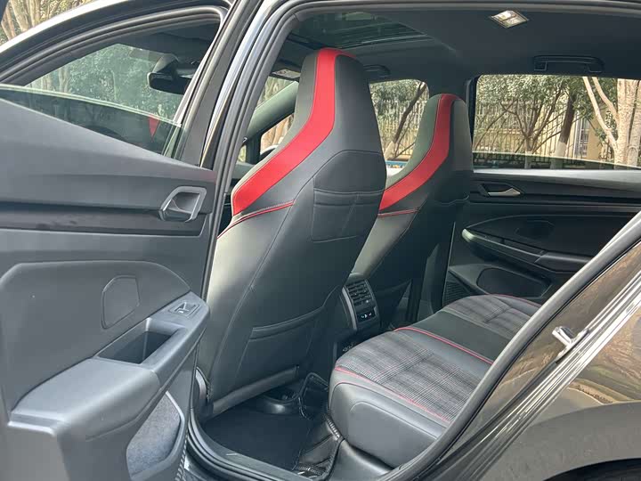 Volkswagen Golf GTI 2023 2023款 380TSI DSG GTI