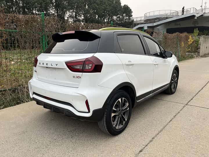 Geely Geometry EX3 2021 2021款 功夫牛牛